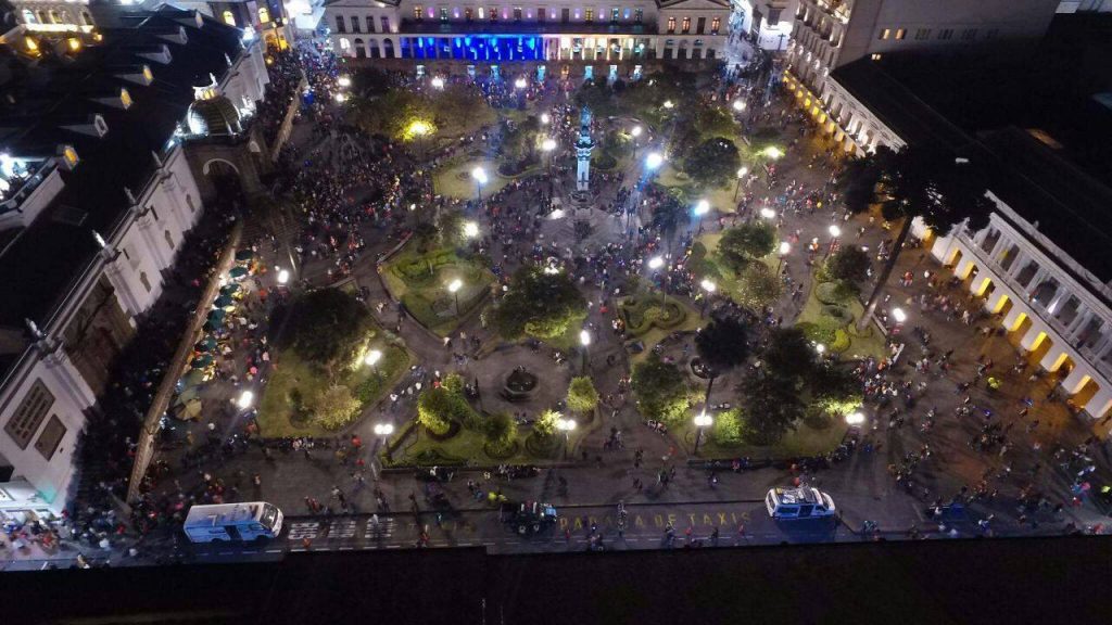 fiesta de la luz, Quito, Equateur, centre historique