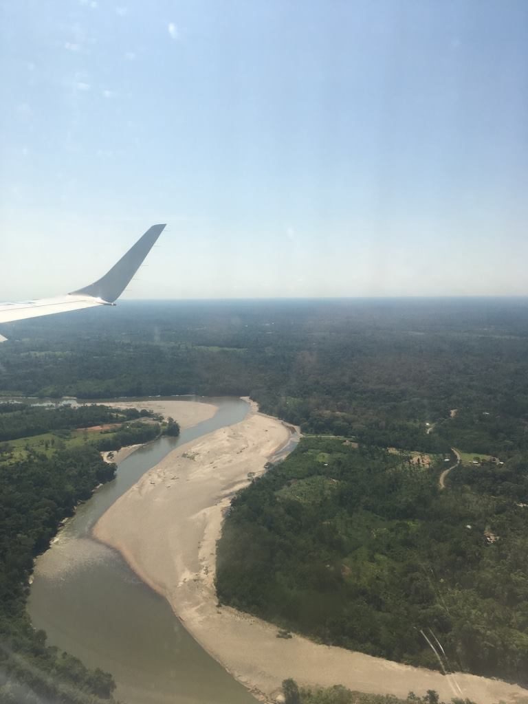 Avion, Quito, Avion, forêt, Amazonie, transfert , arrivée à l'aéroport de Lago Agrio