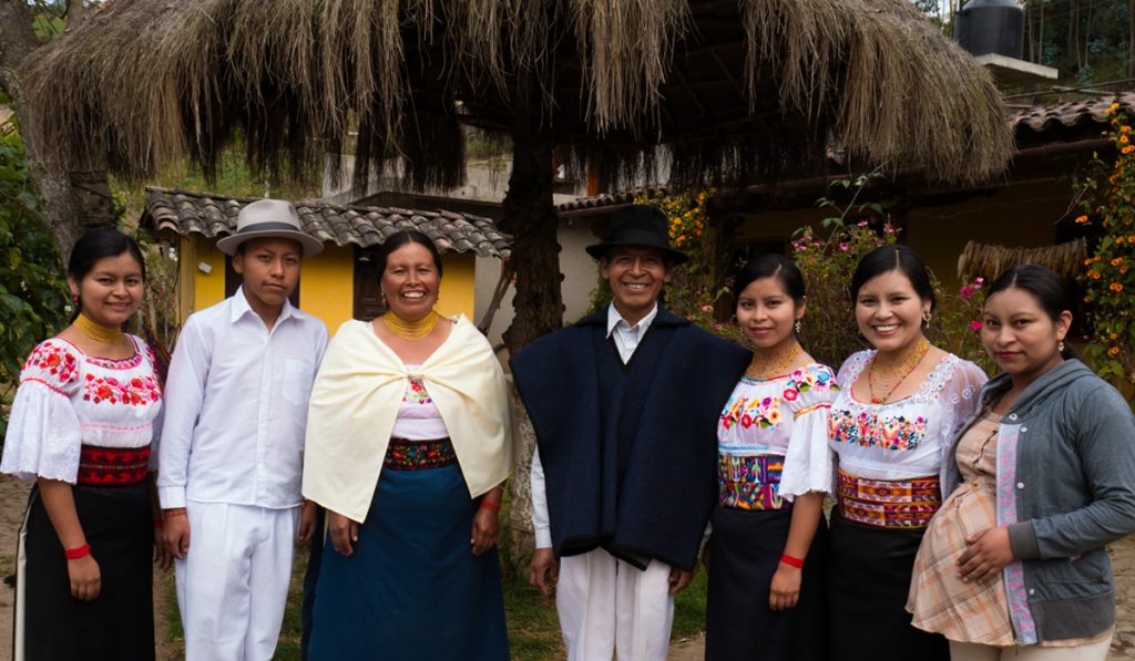 La grande famille Fuerez Anrango, à l'origine de l'initiative culturelle Kawsaymi