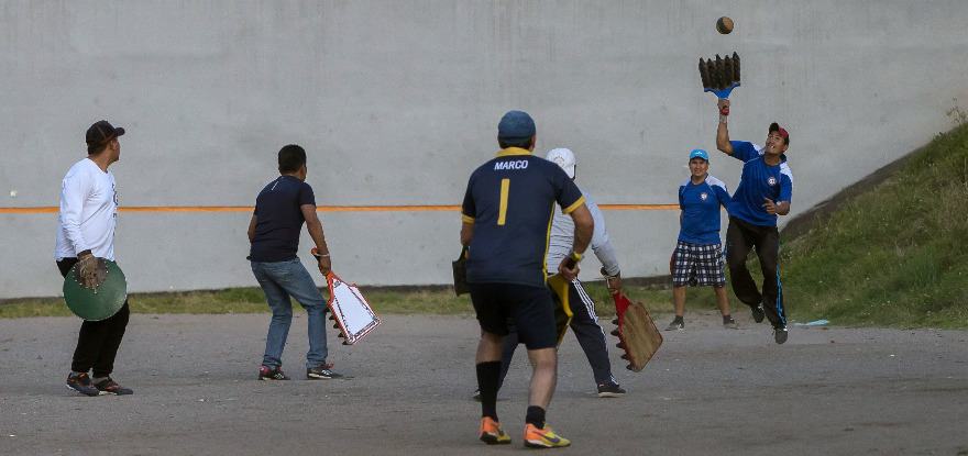 La Pelota Nacional, ce sport si typiquement équatorien