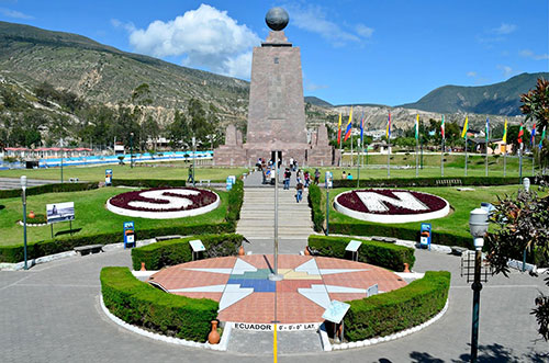 Andes d'Equateur, mitad del mundo