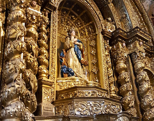 Quito et l'église La Compañía