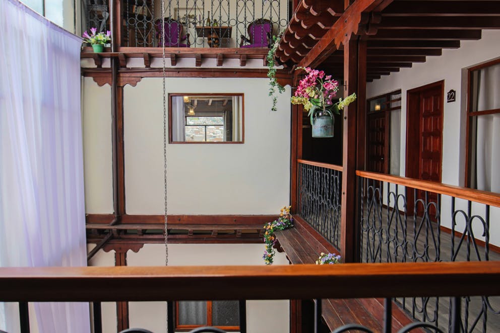 Intérieur (1er étage) de l'Hôtel Colonial San Agustin à Quito