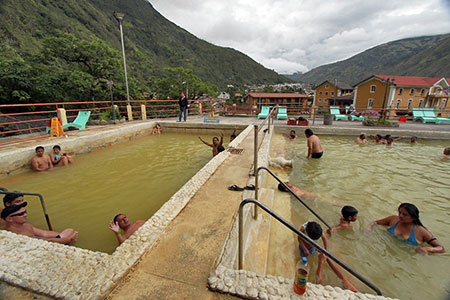 Thermes de Baños en Equateur