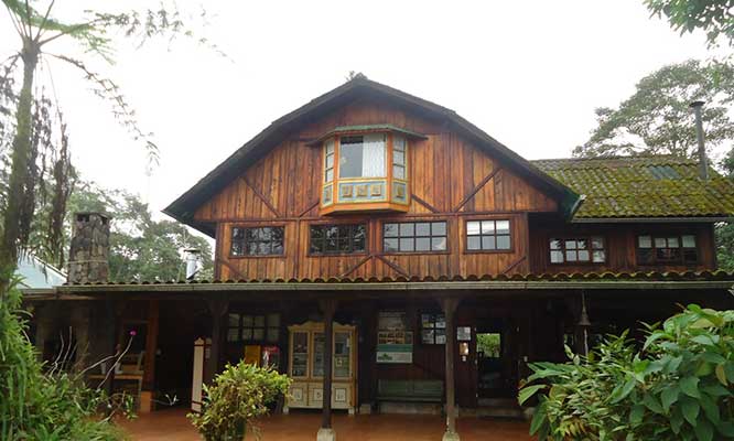 Mindo: lodge Sachatamia