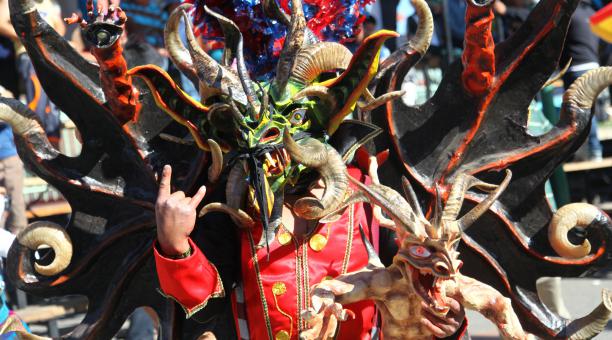 Célébration de la Diablada de Pillaro en Équateur (crédit photo - El Comercio)