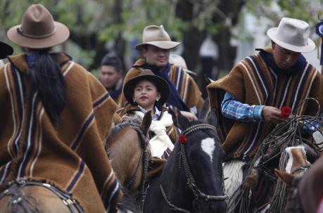 Fête du Tourisme et du maïs et défilé de chagras à Sangolqui, Équateur (crédit photo : El Comercio)